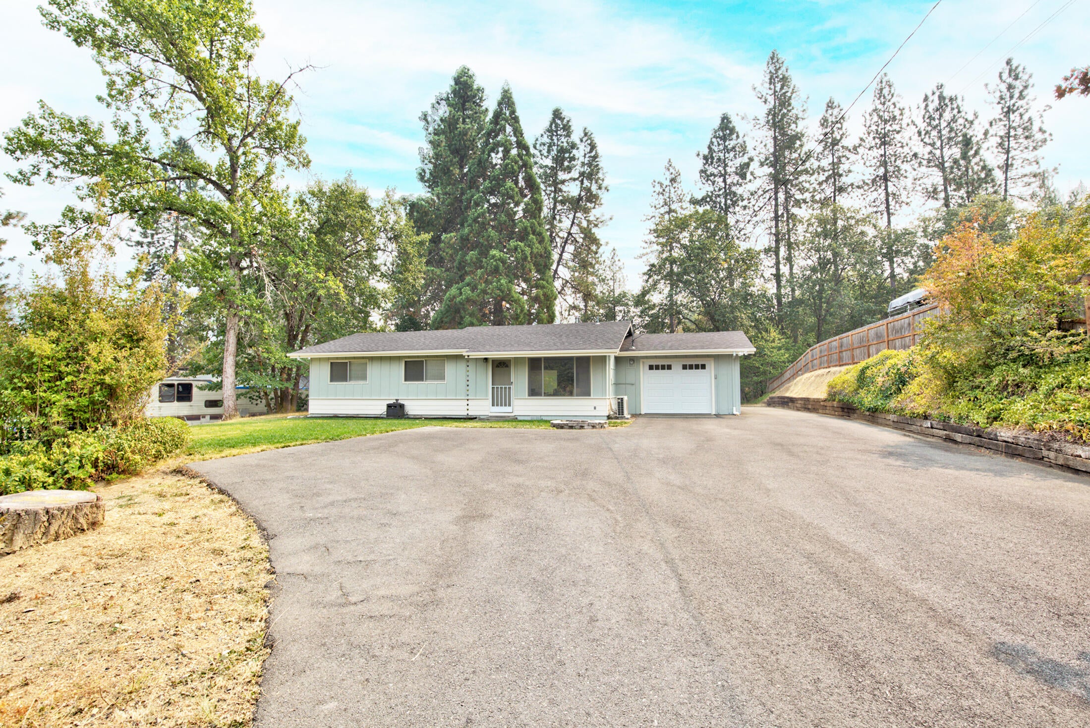 483 Crestview Loop Grants Pass, OR 97527 - Photo 25 of 25 125A1278_79_80_81_82_1