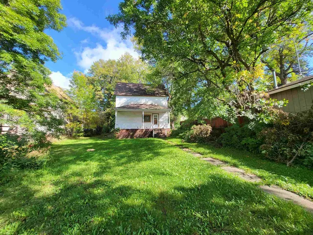 $40,000 | 111 Carrie Avenue, Eveleth, MN 55734