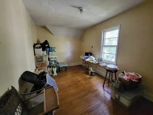 $40,000 | 111 Carrie Avenue, Eveleth, MN 55734