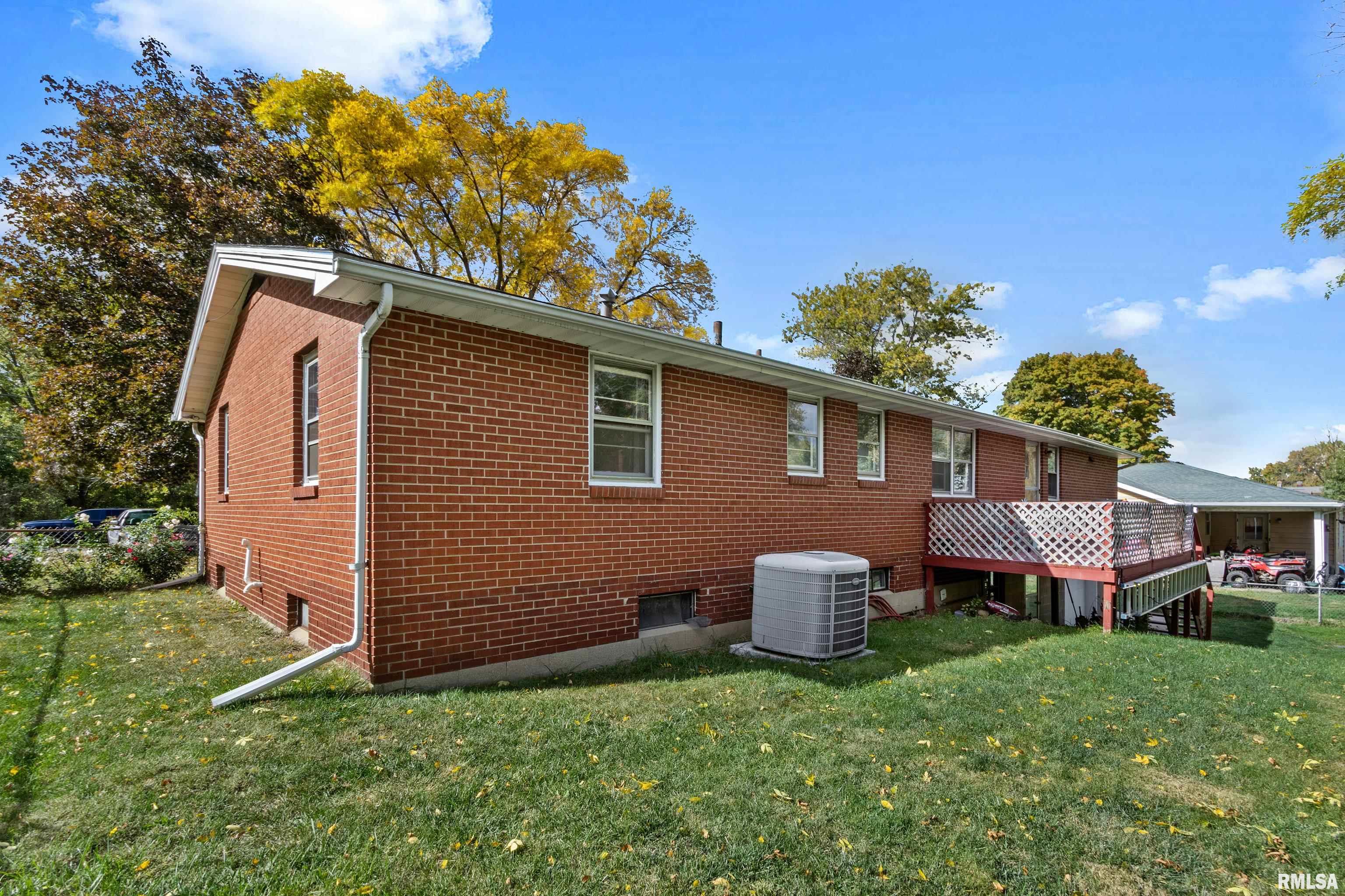 202 Theodore Street Washington, IL 61571 - Photo 39 of 43 Gallery Image 39