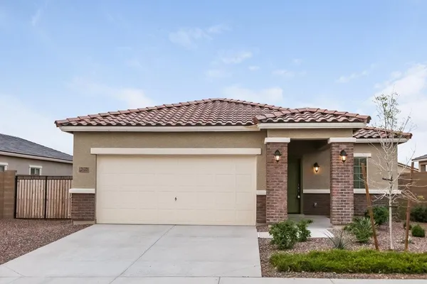 $2,105 | 21221 West Hubbell Street, Buckeye, AZ 85396
