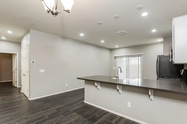 $2,105 | 21221 West Hubbell Street, Buckeye, AZ 85396