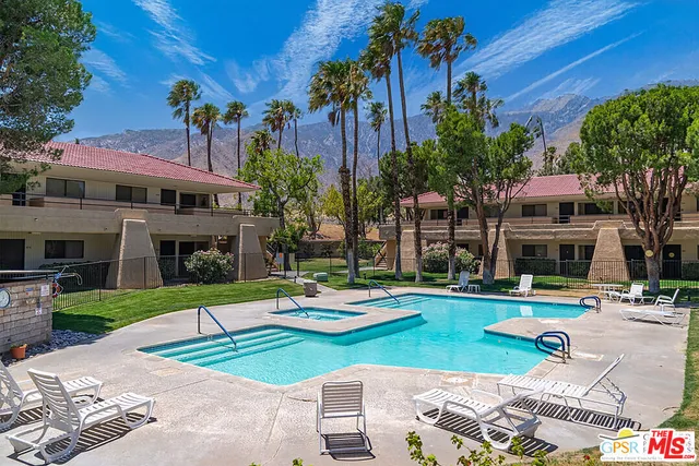 $1,600 | 2801 Los Felices Circle East, Unit D, Palm Springs, CA 92262