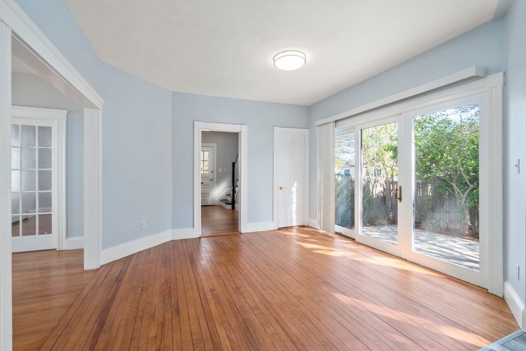 21 Elm Street Webster, MA 01570 - Photo 11 of 39 Gallery Image 11