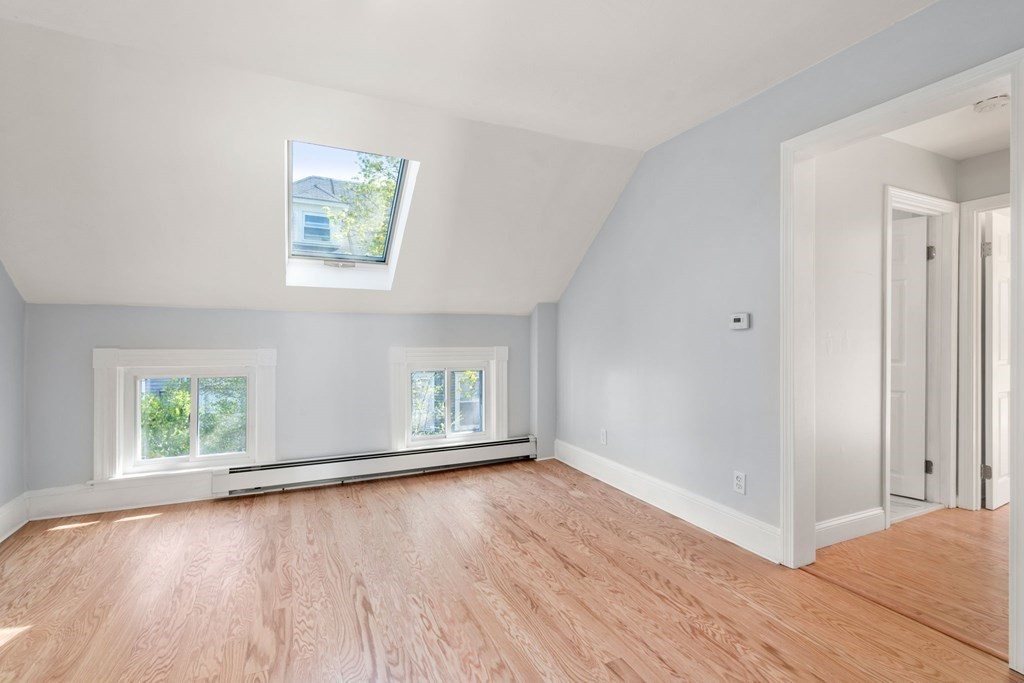 21 Elm Street Webster, MA 01570 - Photo 20 of 39 Gallery Image 20