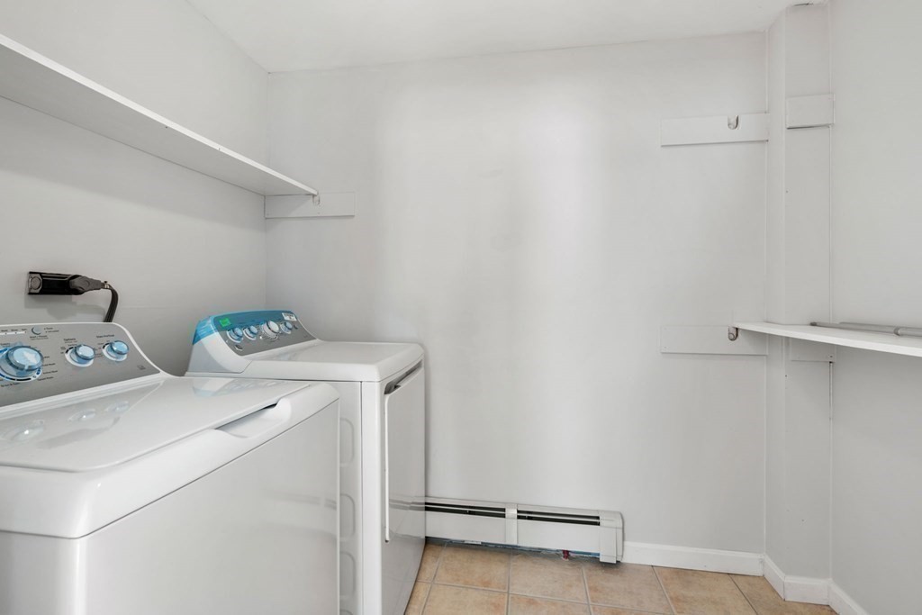 21 Elm Street Webster, MA 01570 - Photo 24 of 39 Gallery Image 24