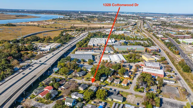 $620,000 | 1328 Cottonwood Street, Charleston, SC 29403