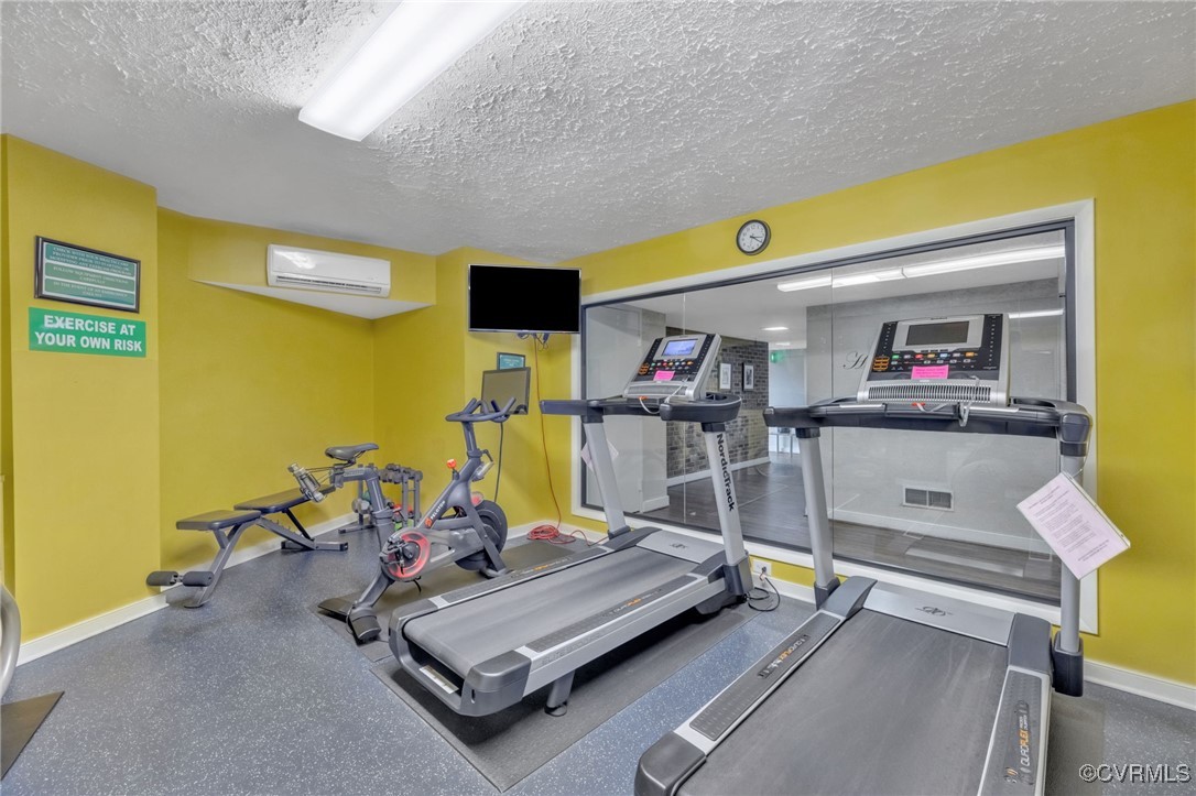 2956 Hathaway Road, Unit U912 Richmond, VA 23225 - Photo 26 of 29 a room with gym equipment
