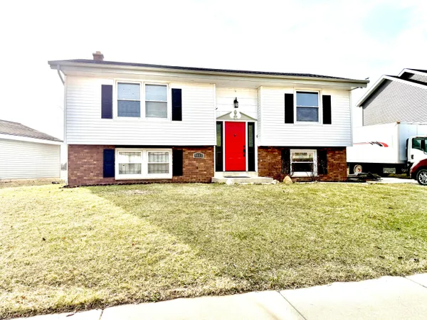 $335,000 | 8885 North 70th Street, Milwaukee, WI 53223