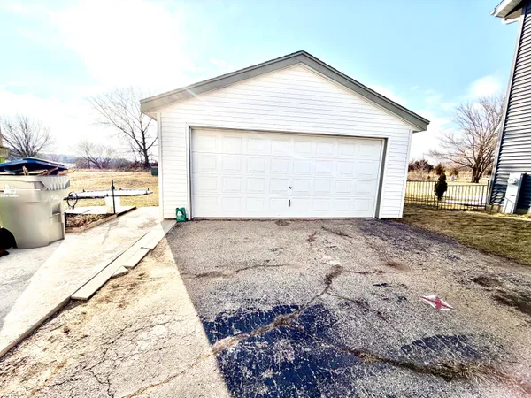 $335,000 | 8885 North 70th Street, Milwaukee, WI 53223