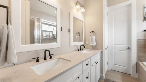 $349,000 | 404 Drennan Street, Houston, TX 77003
