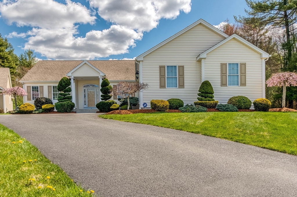 7 Judith Ann Circle, Unit 31 Rehoboth, MA 02769 - Photo 1 of 37