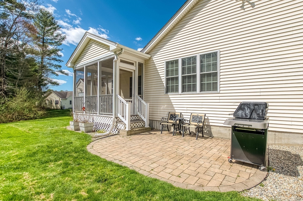 7 Judith Ann Circle, Unit 31 Rehoboth, MA 02769 - Photo 24 of 37