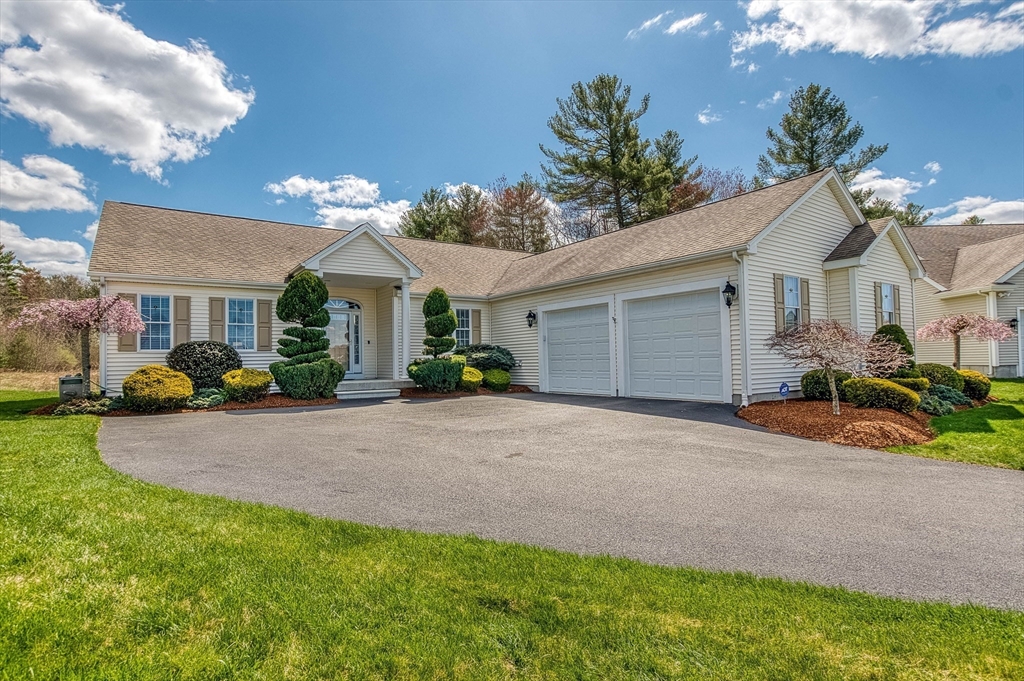 7 Judith Ann Circle, Unit 31 Rehoboth, MA 02769 - Photo 3 of 37