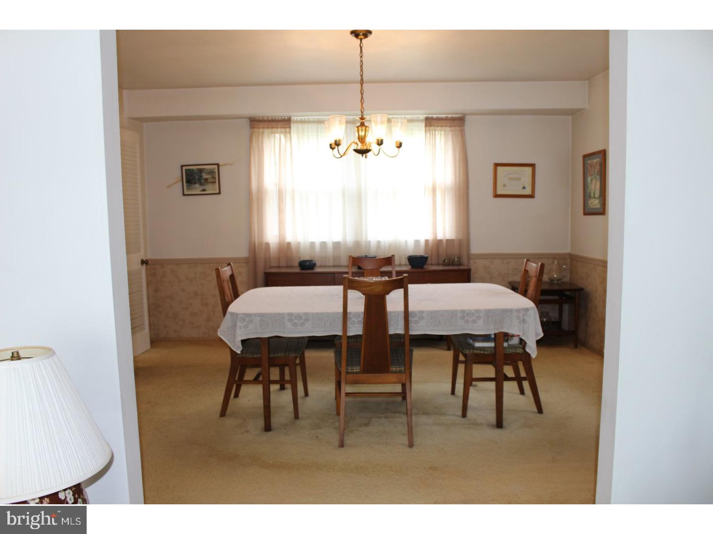 1676 Ludwell Drive Ambler, PA 19002 - Photo 4 of 24 Dining Room