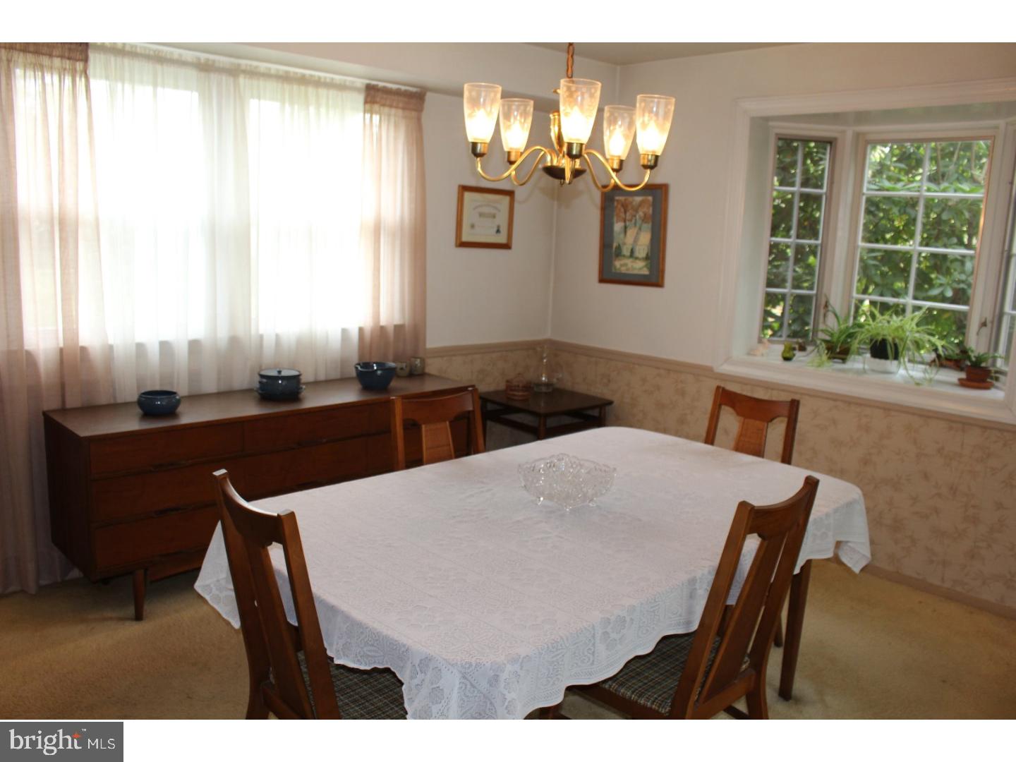 1676 Ludwell Drive Ambler, PA 19002 - Photo 5 of 24 Dining Room