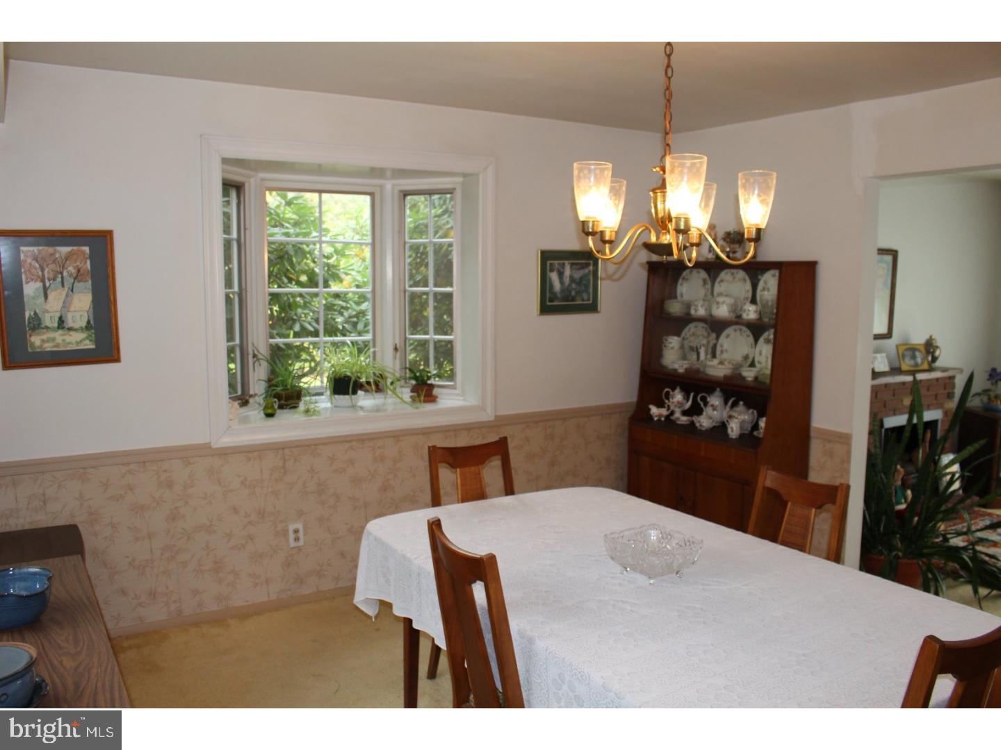 1676 Ludwell Drive Ambler, PA 19002 - Photo 6 of 24 Dining Room