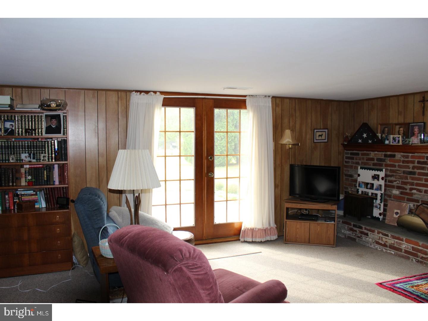 1676 Ludwell Drive Ambler, PA 19002 - Photo 9 of 24 Gallery Image 9
