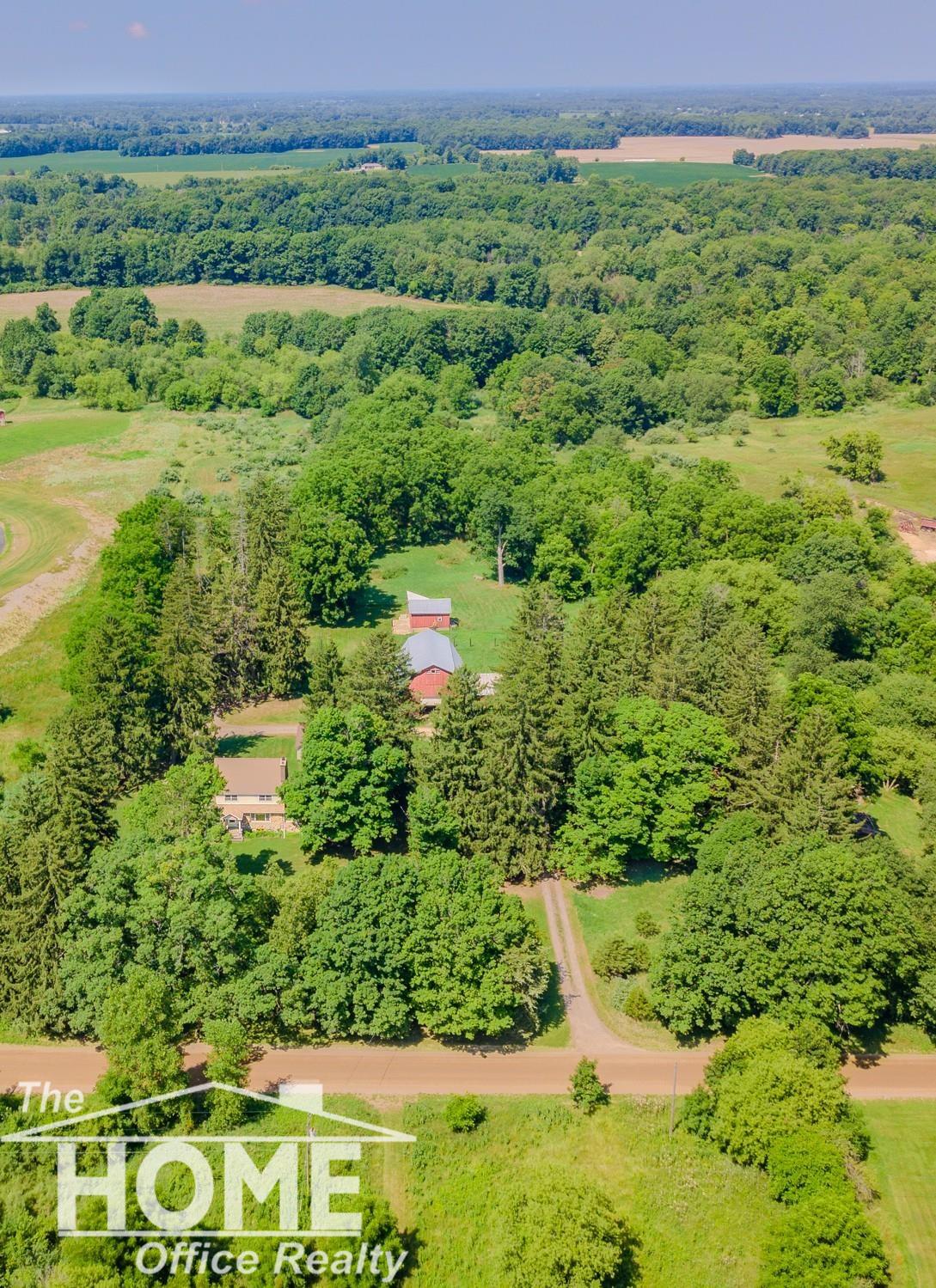 4818 Colby Road Owosso, MI 48867 - Photo 2 of 49