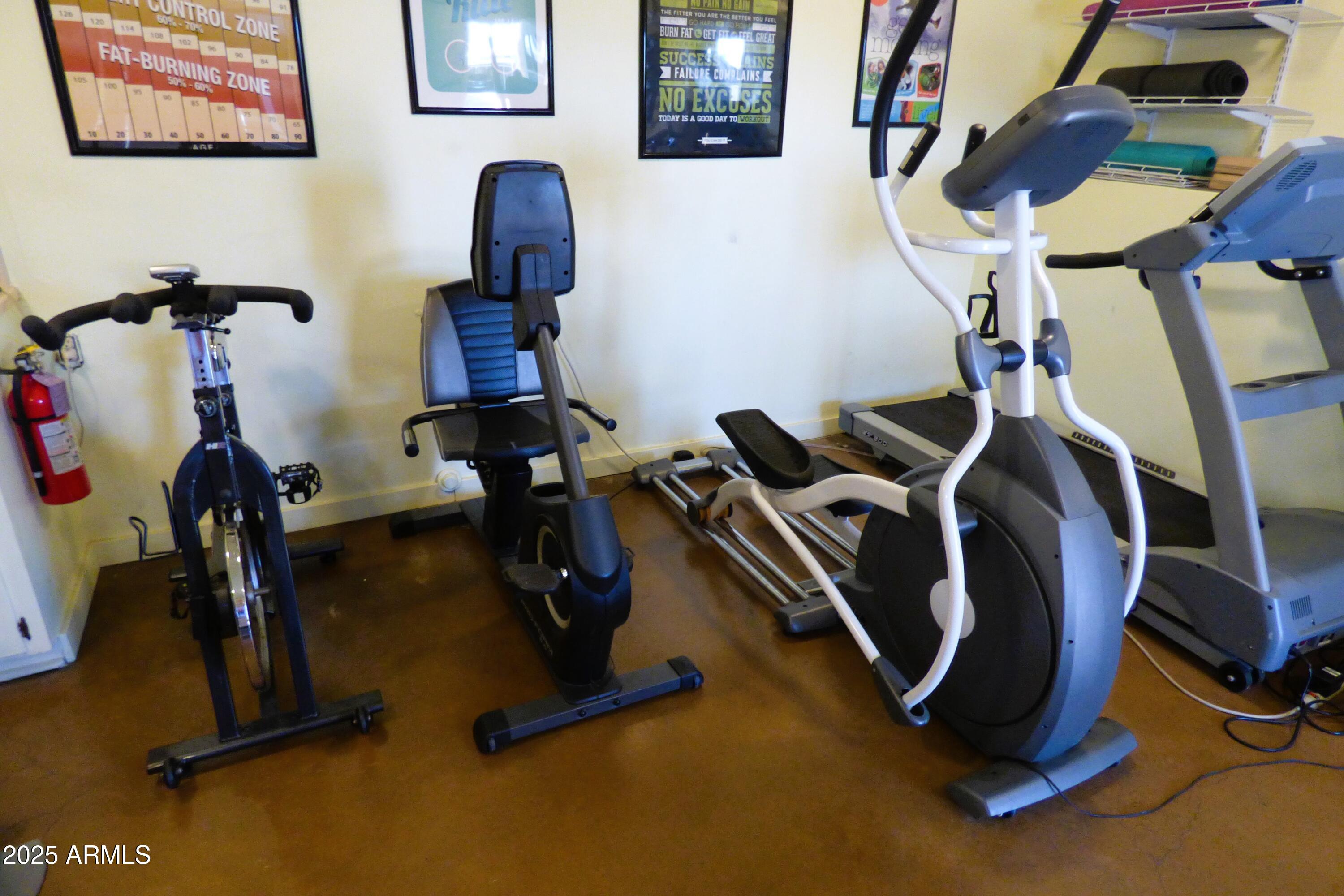 6700 East Thomas Road, Unit 34 Scottsdale, AZ 85251 - Photo 66 of 69 a view of a room with gym equipment