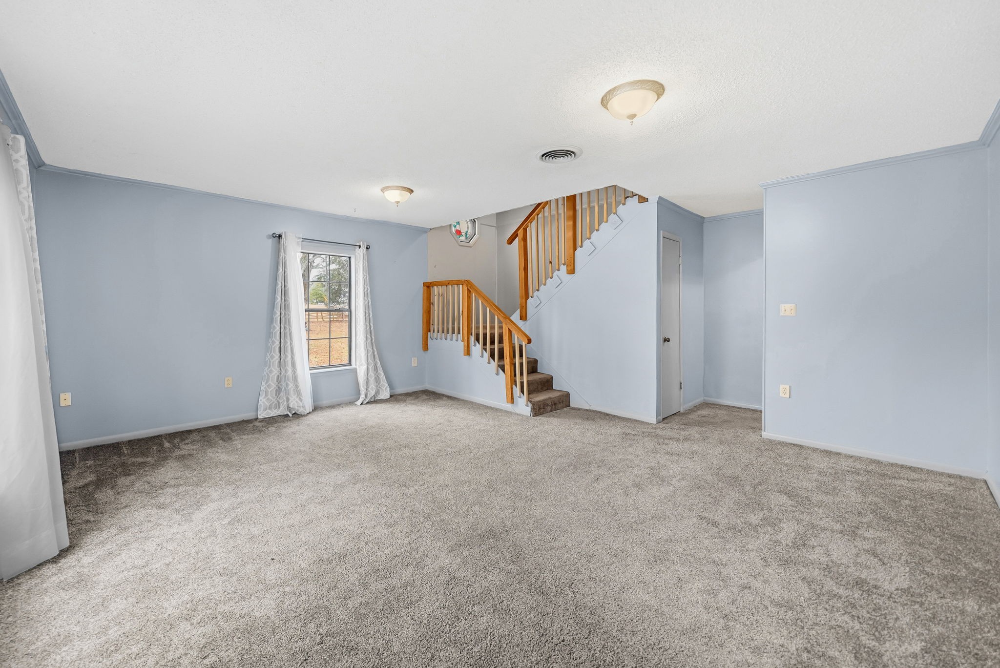 369 Holiday Acres Drive Springville, TN 38256 - Photo 40 of 100 a view of an empty room with a window