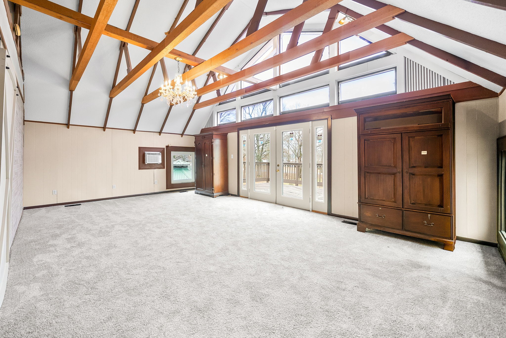 369 Holiday Acres Drive Springville, TN 38256 - Photo 66 of 100 a big room with an entryway