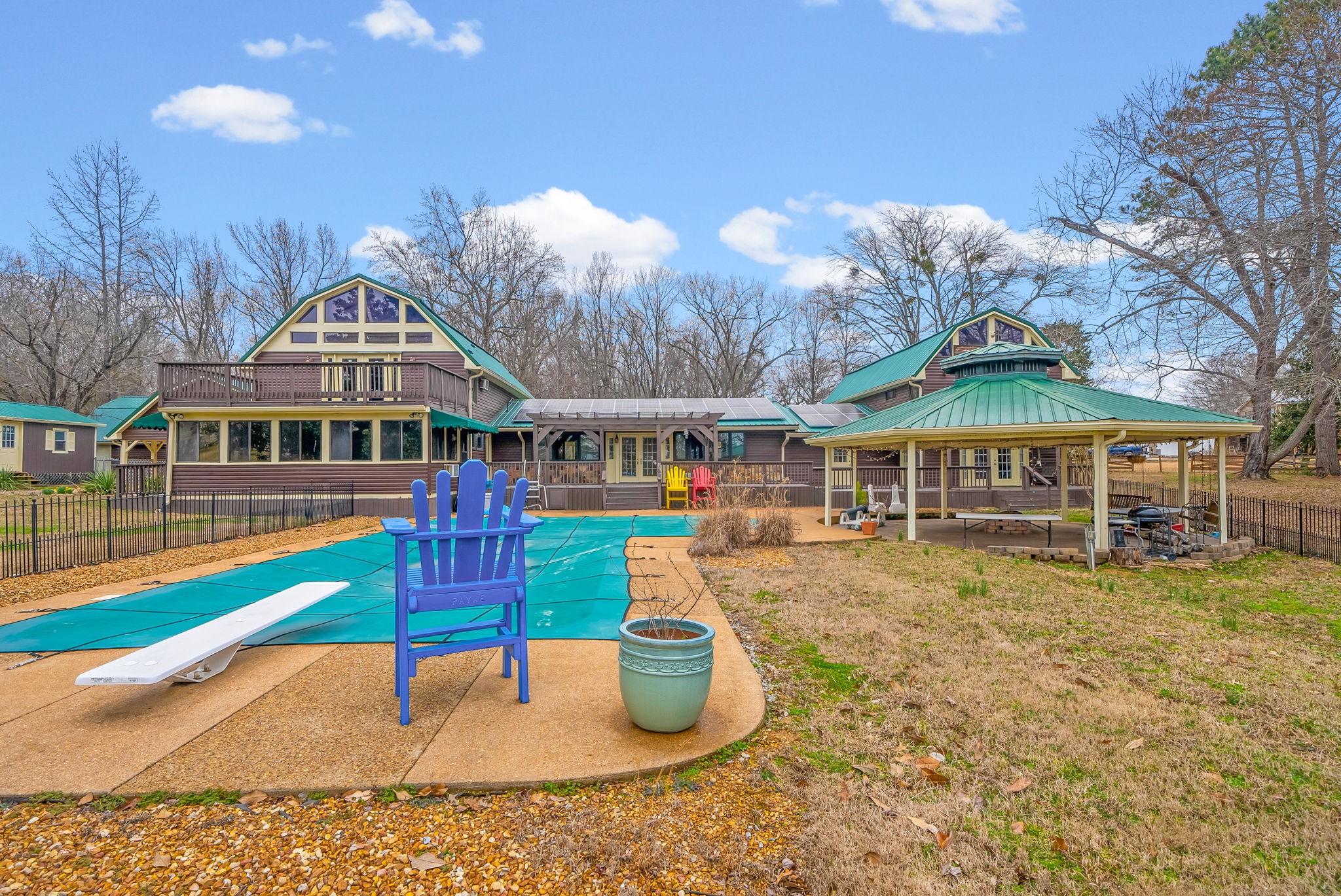 369 Holiday Acres Drive Springville, TN 38256 - Photo 92 of 100 a front view of a house with garden