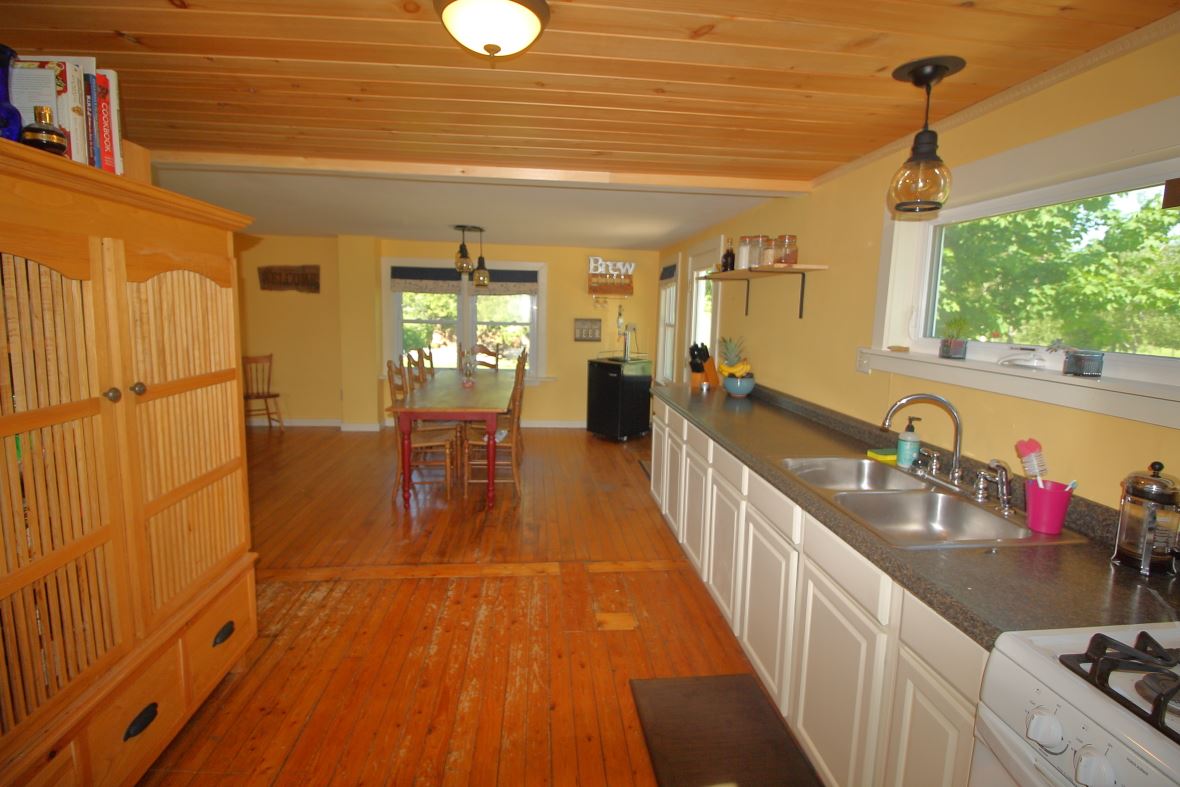 50 Allen Road Grand Isle, VT 05458 - Photo 8 of 31 Gallery Image 8