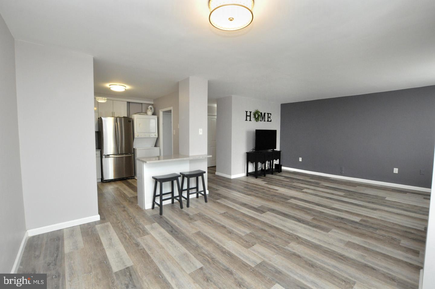 1840 Frontage Road, Unit 607 Cherry Hill, NJ 08034 - Photo 8 of 21 Spacious, modern living area with charm.