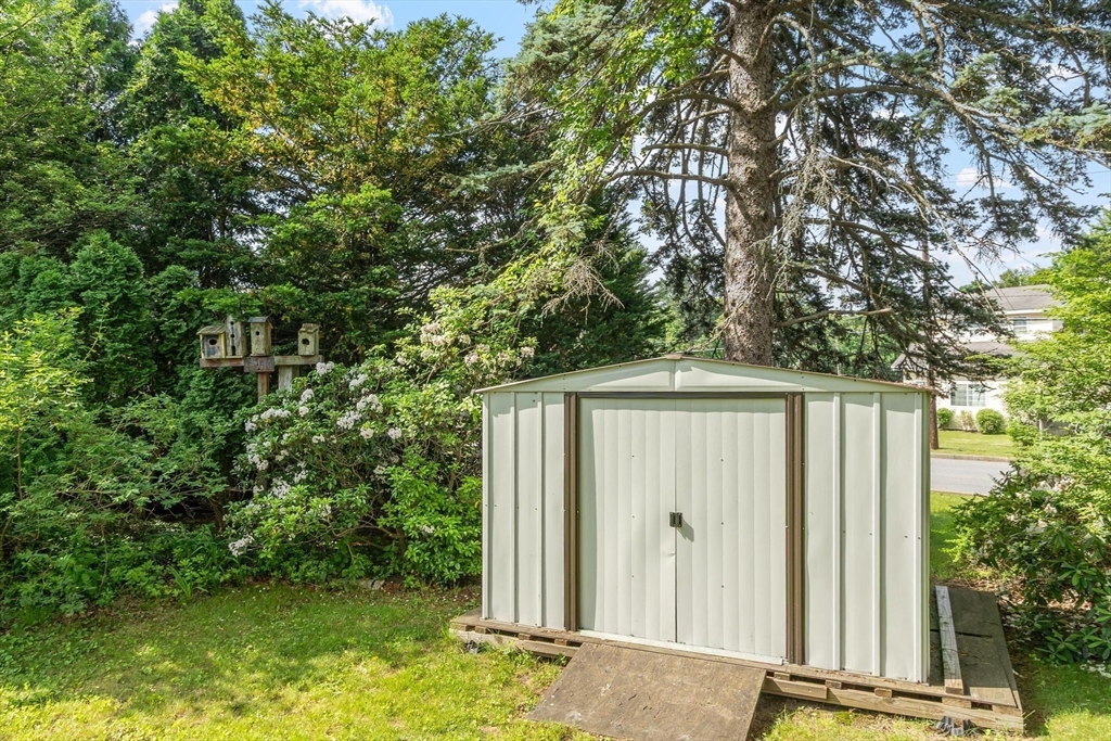 4 Cranston Street Worcester, MA 01606 - Photo 33 of 37