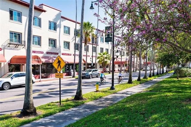 $350,000 | 214 Fair Winds Drive, Unit 214, Nokomis, FL 34275