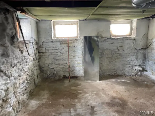 $64,900 | 125 East Etta Avenue, St. Louis, MO 63125