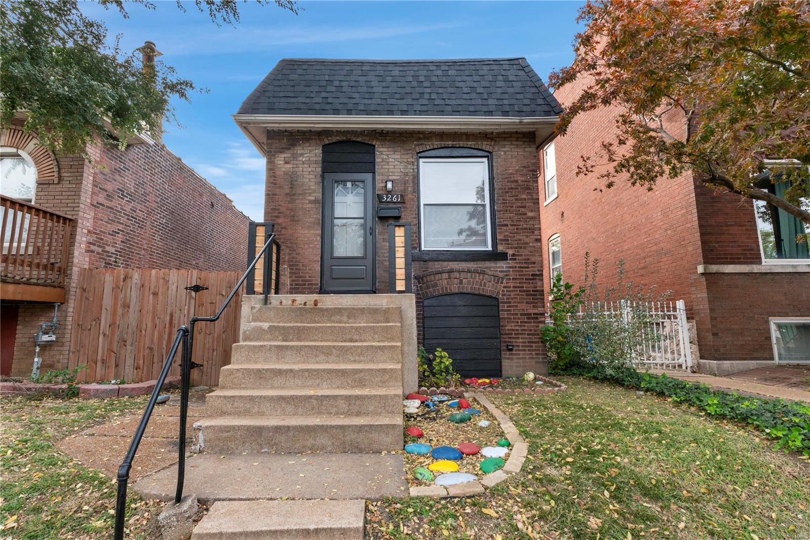 3261 Morgan Ford Road St. Louis, MO 63116 - Photo 3 of 29 Gallery Image 3