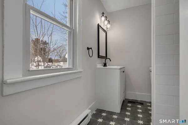 $1,425 | 8 Bancroft Street, Torrington, CT 06790