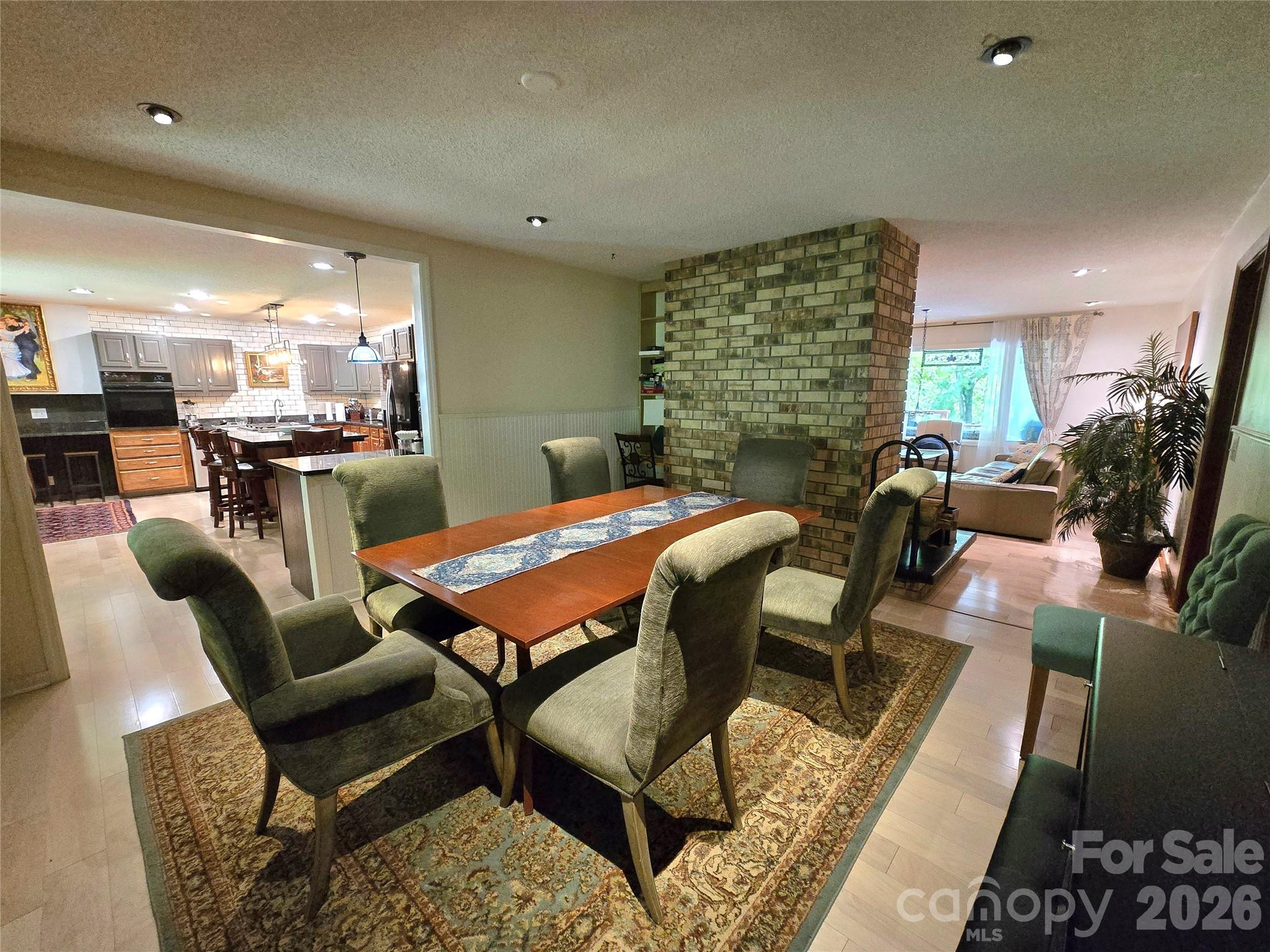 18 Rollingwood Road Asheville, NC 28805 - Photo 5 of 38