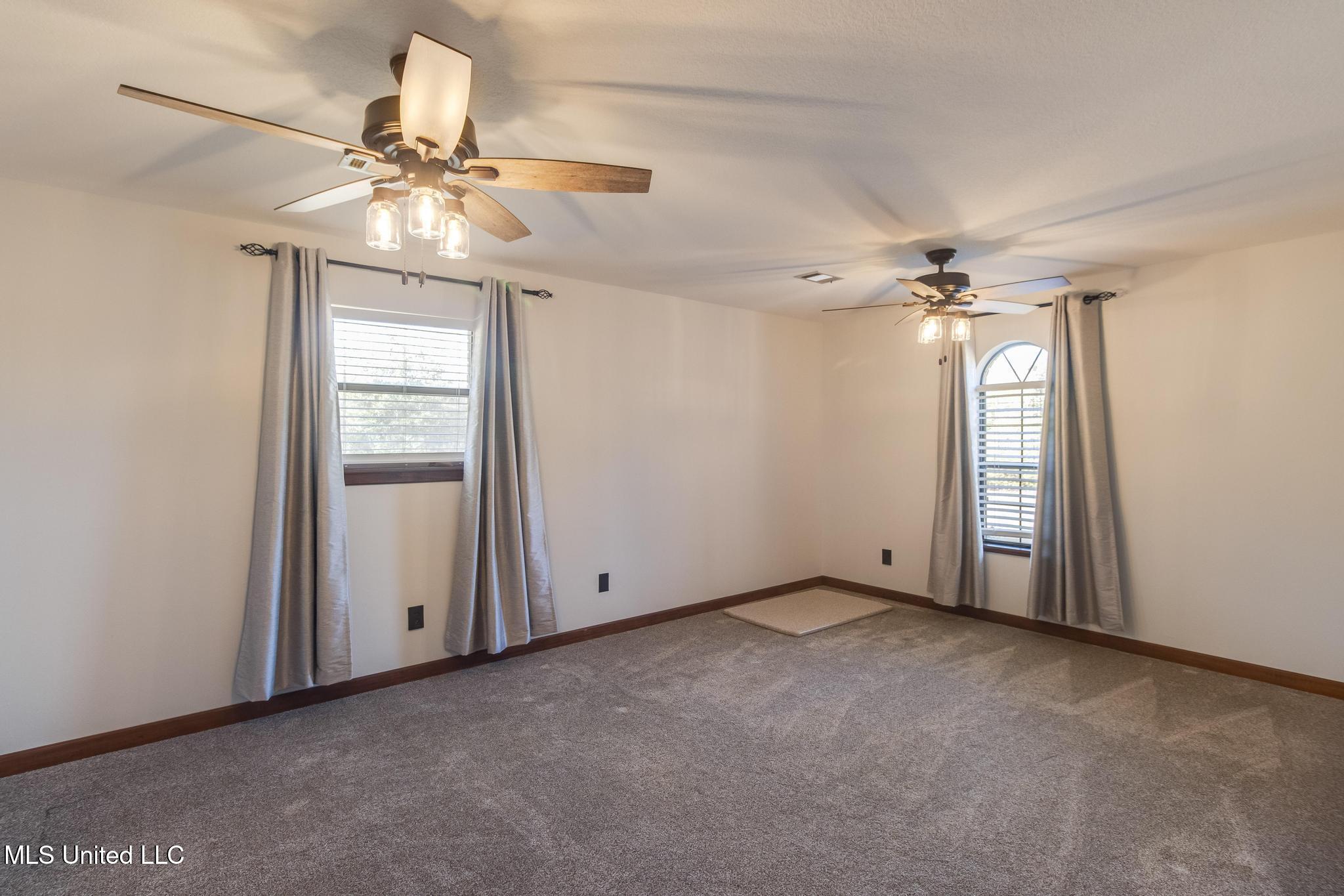 13400 Arguelles Road Vancleave, MS 39565 - Photo 8 of 32 IMG_2153