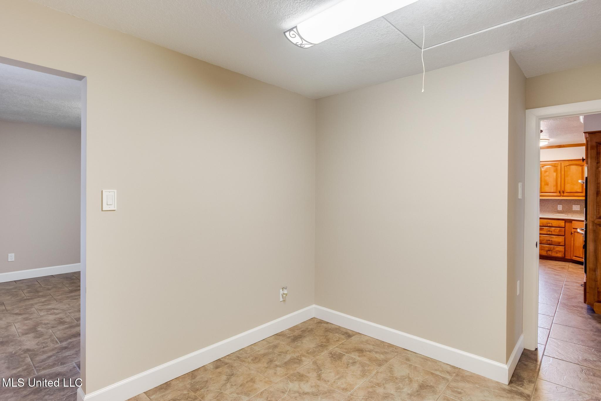 13400 Arguelles Road Vancleave, MS 39565 - Photo 9 of 32 IMG_2135