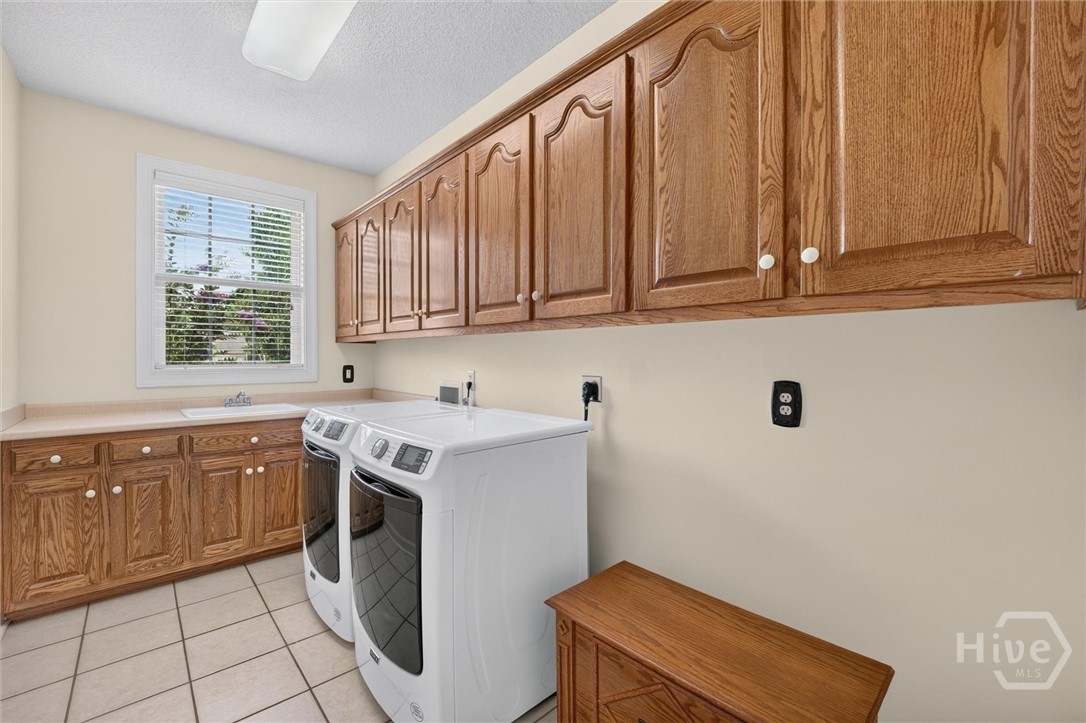 130 Cambridge Drive Rincon, GA 31326 - Photo 48 of 70 Full Laundry Room ~ Downstairs