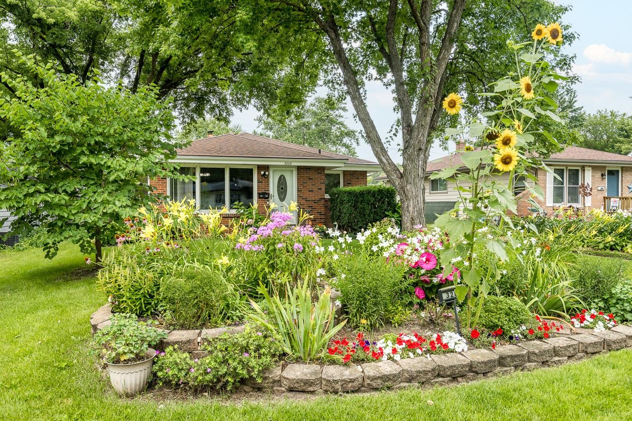 3208 Ruth Street Rockford, IL 61103 - Photo 2 of 31 Gallery Image 2