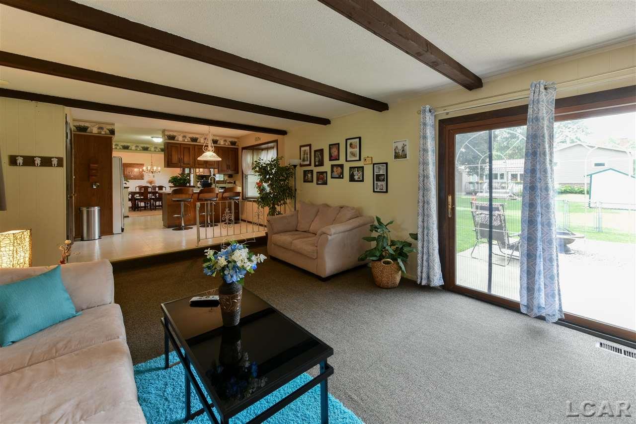 2833 West Russell Road Tecumseh, MI 49286 - Photo 27 of 53 31385651-26.JPG