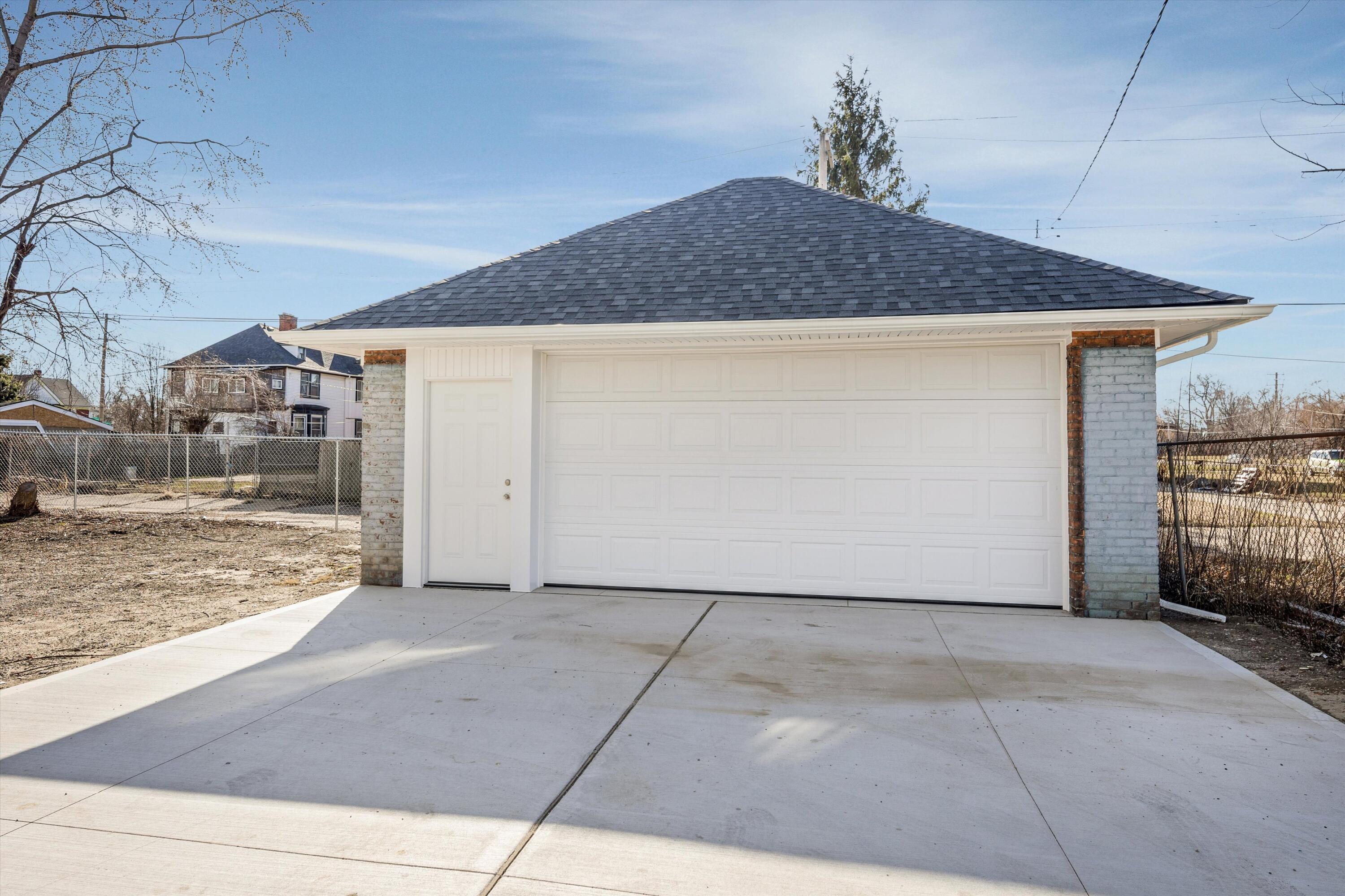 430 Marston Street Detroit, MI 48202 - Photo 35 of 37 34-430 Marston St Detroit 0003