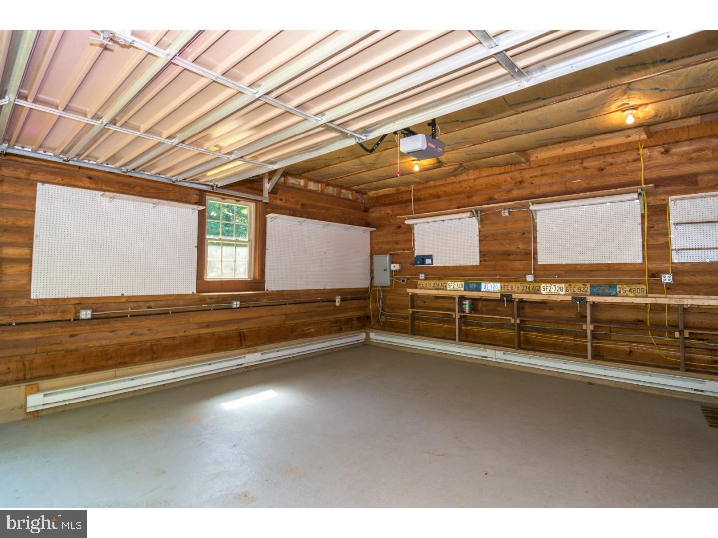 1441 Mission Road Quakertown, PA 18951 - Photo 14 of 19 Garage