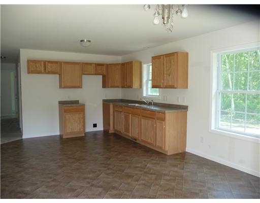 28 Quarry Road Westerly, RI 02808 - Photo 5 of 10 Kitchen.