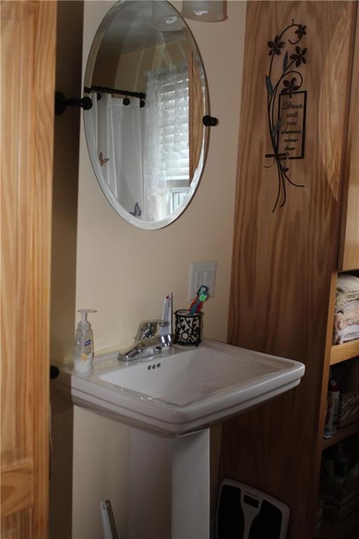 62 Milton Road Warwick, RI 02888 - Photo 19 of 33 Gallery Image 19