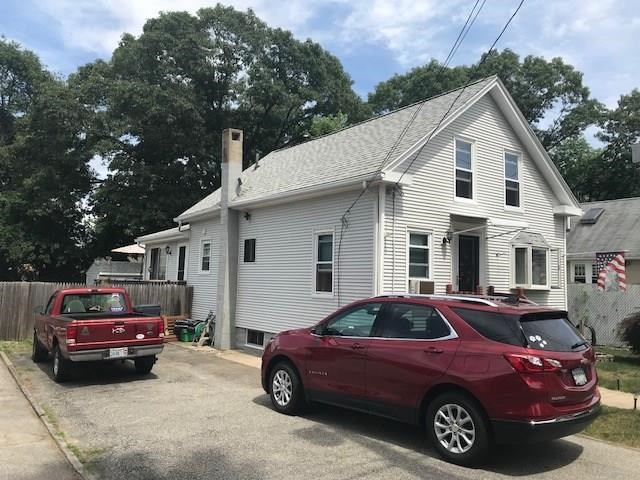 62 Milton Road Warwick, RI 02888 - Photo 2 of 33 Gallery Image 2