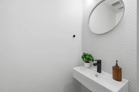 $1,180,000 | 445 Ridge Street Northwest, Washington, DC 20001
