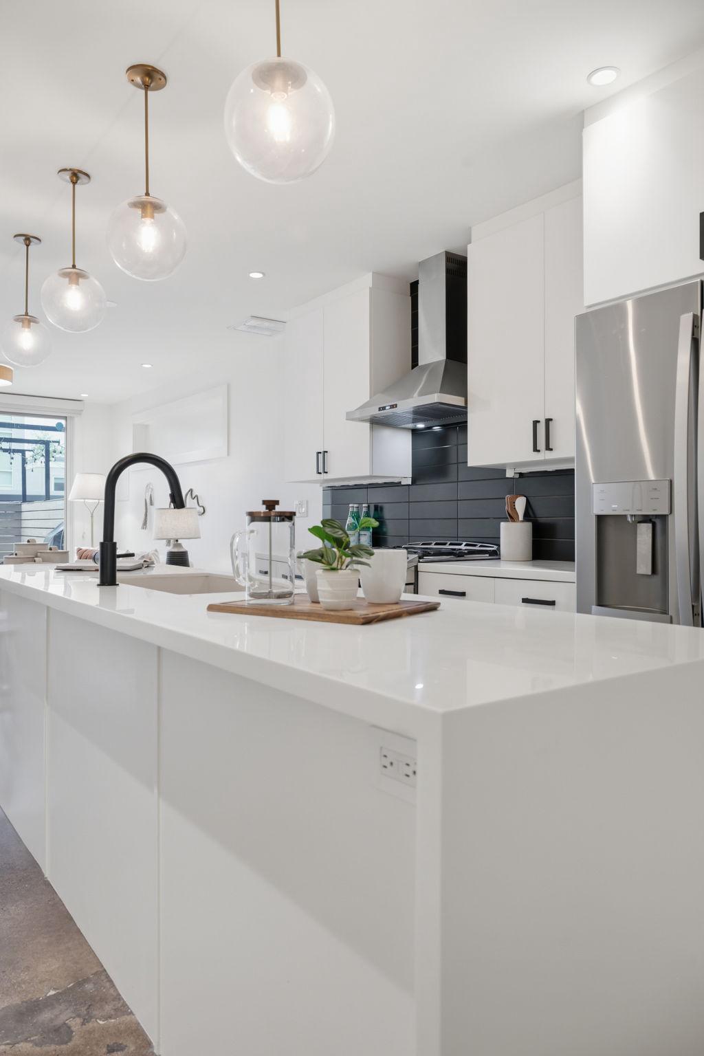 445 Ridge Street Northwest Washington, DC 20001 - Photo 10 of 39