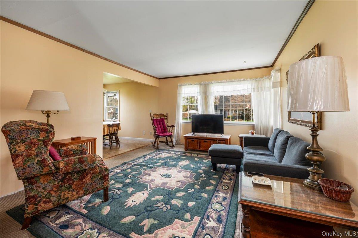 145 Raleigh Lane West Islip, NY 11795 - Photo 4 of 25