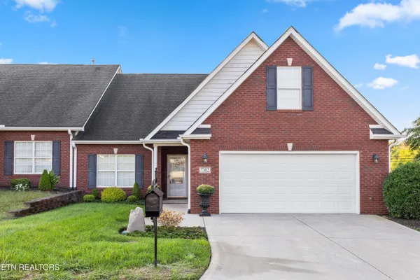 $459,900 | 7302 Napa Valley Way, Knoxville, TN 37931
