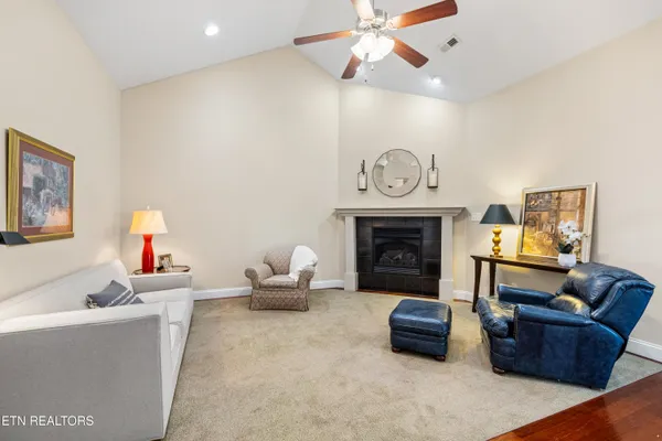 $459,900 | 7302 Napa Valley Way, Knoxville, TN 37931